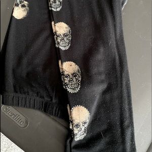 Vocal Skull leggings! ☠️